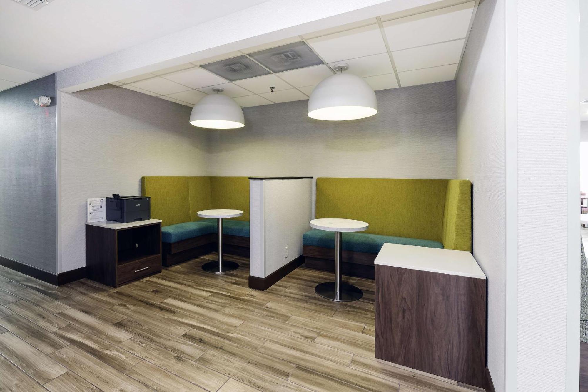 Hampton Inn Порт Шарлът Екстериор снимка