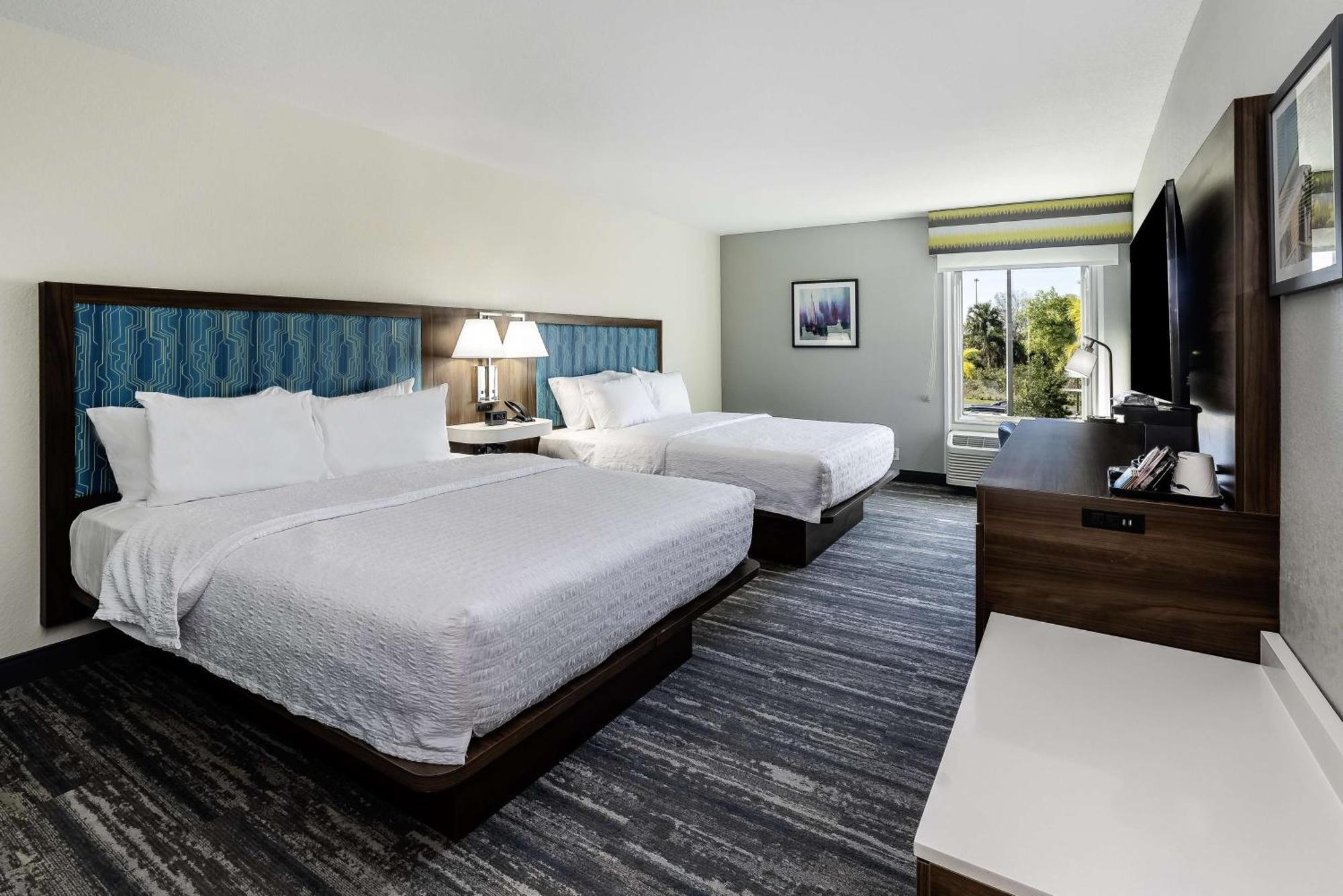 Hampton Inn Порт Шарлът Екстериор снимка